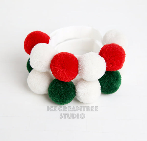 Green White PomPom Necklace - Elastic Pet Collar