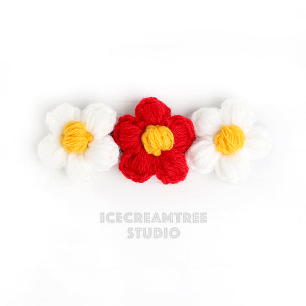 Red Puffy Daisy Necklace - Elastic Pet Collar