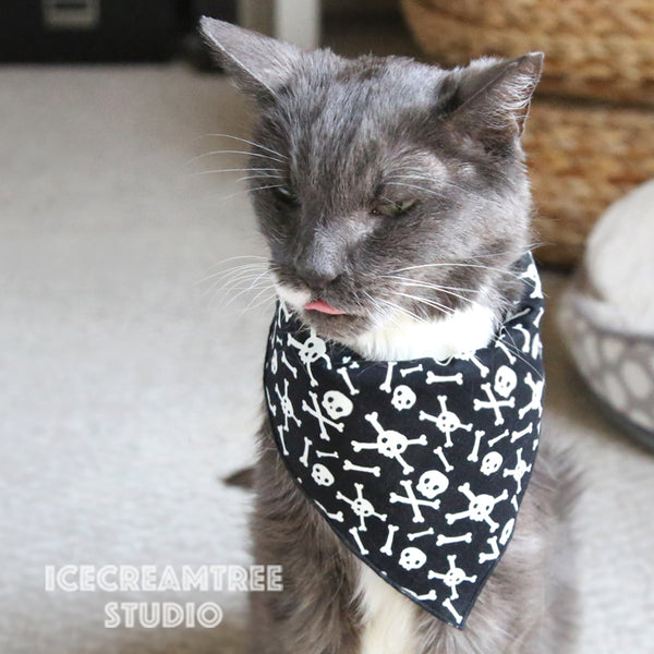 Black Skulls Bandana (Glow in dark) - Tie on Classic Pet Bandana Scarf