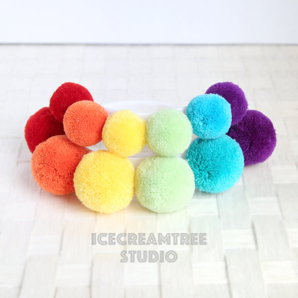 Rainbow PomPom Necklace - Elastic Pet Collar