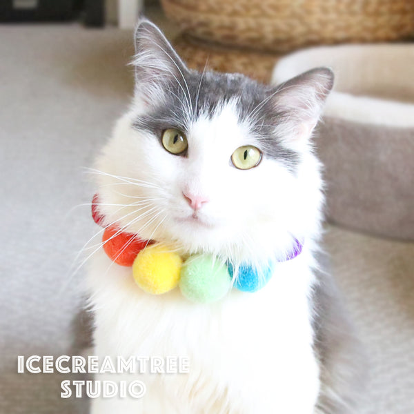 Red White Blue PomPom Necklace - Elastic Pet Collar