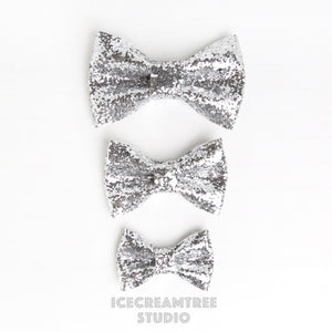 Sparkle Glitter Silver Bow - Collar Slide on Bow