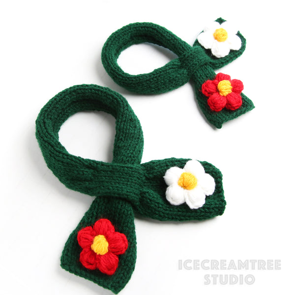 Hand Knitted Green Scarf with Puffy Daisys - Mini Scarf