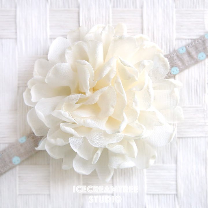 Giant Cream Bloom Collar Slide On - Large Flower Collar Accessory